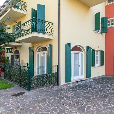 Gardappartamenti Campiello Pool Сирмионе Экстерьер фото